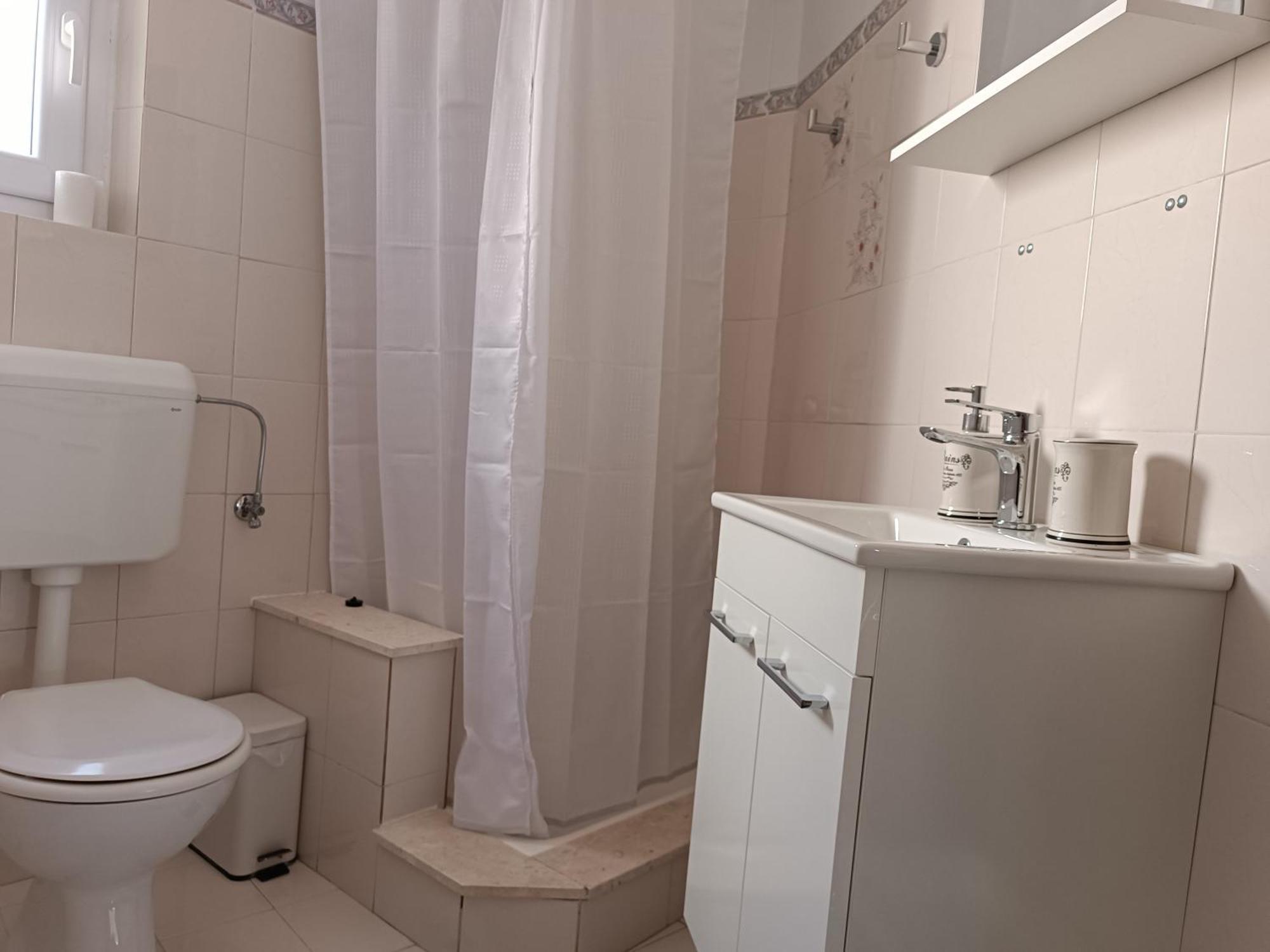 Pluton Apartment Primosten Luaran gambar