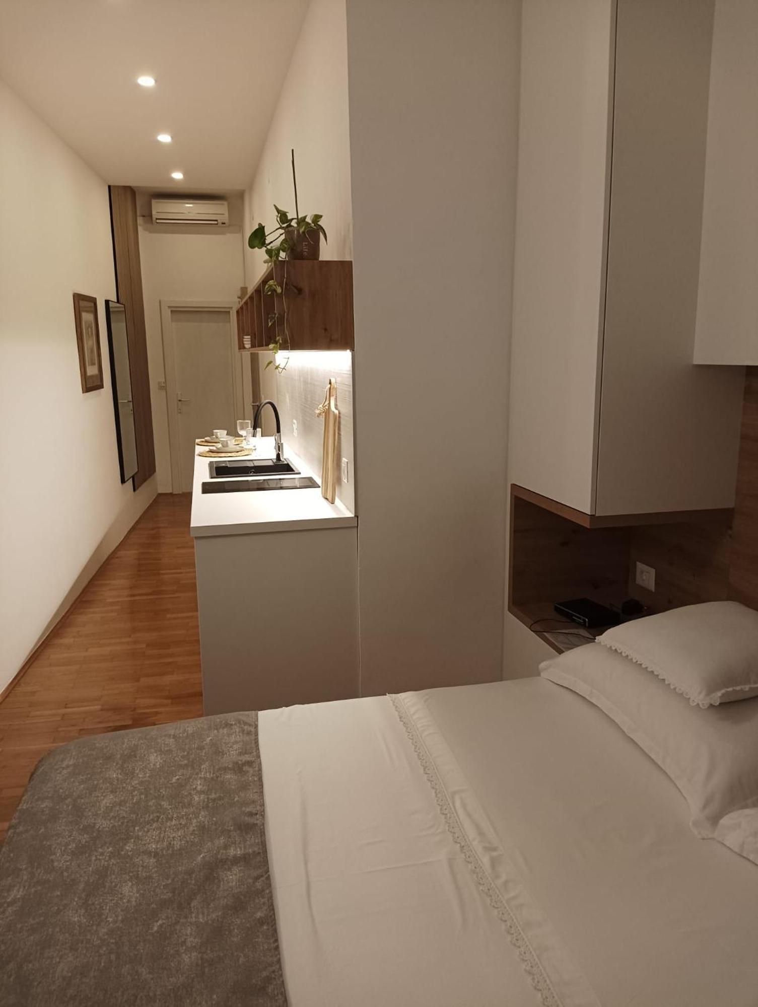 Pluton Apartment Primosten Luaran gambar
